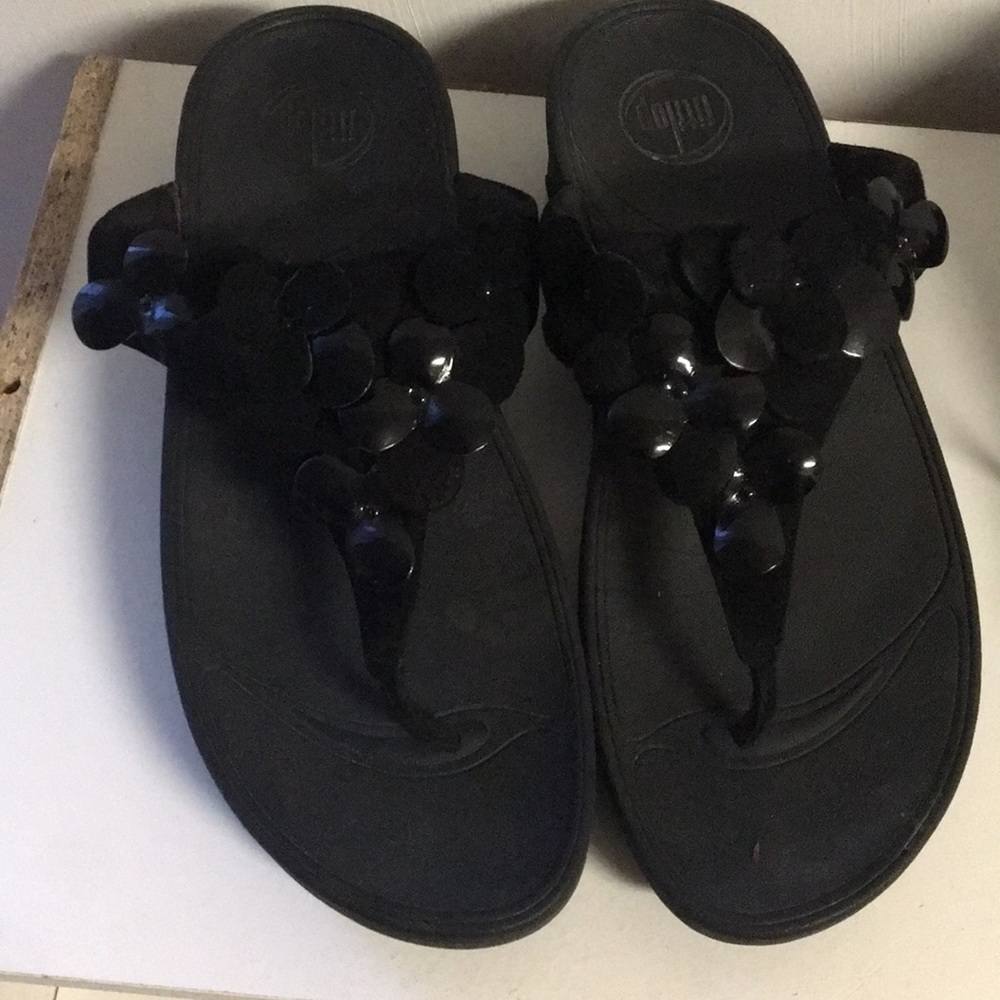 Shoes size 11